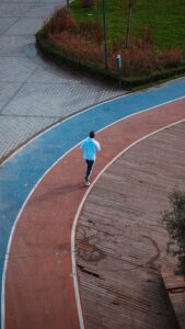 כאב בירך בספורטאים: תסמונת ה-Hip Impingement (FAI)